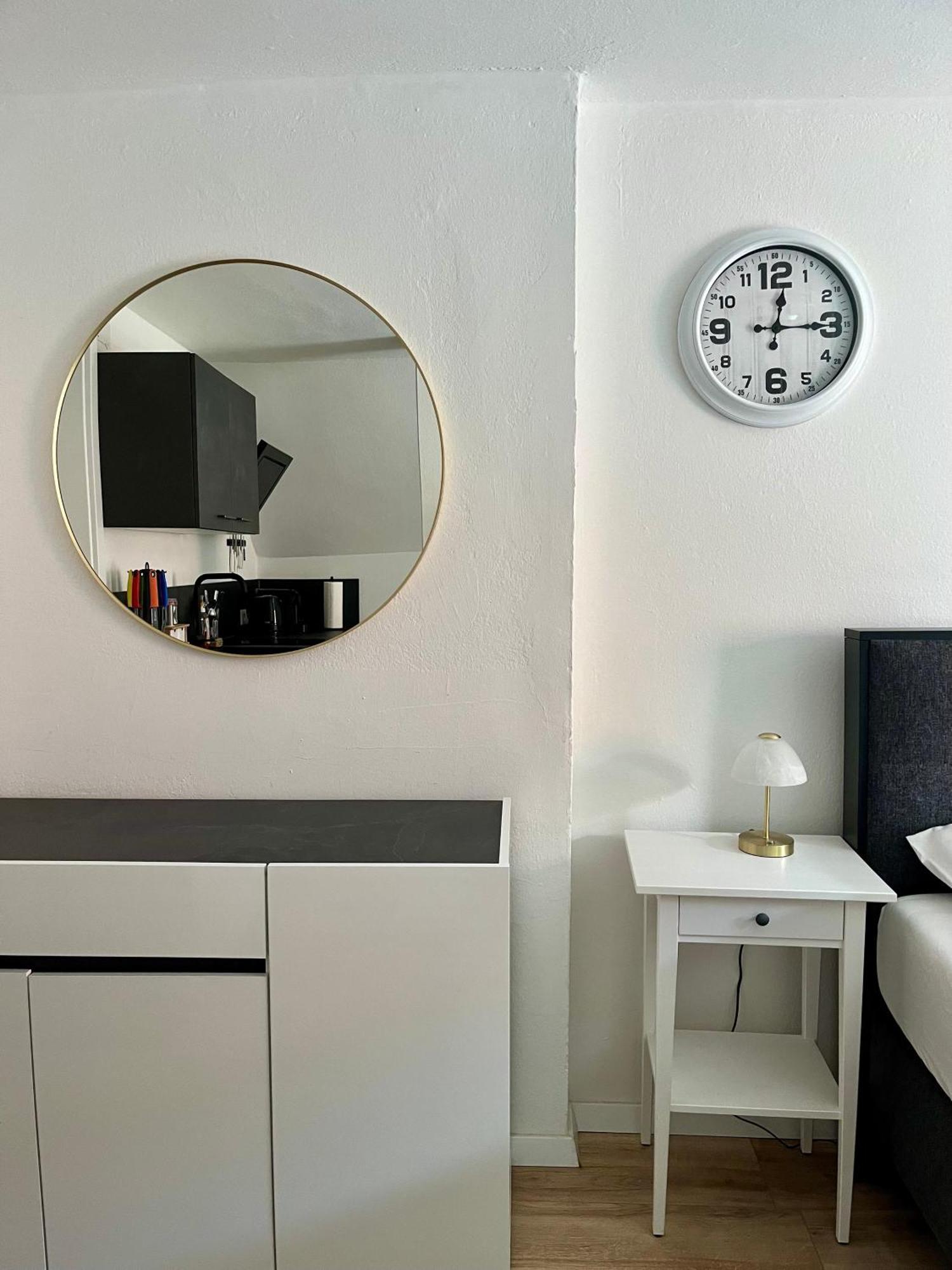 Flores City Center Studio - Easy Self-Check-In Грац Экстерьер фото